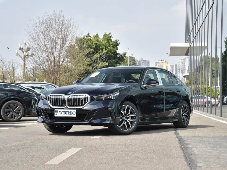 BMW i5