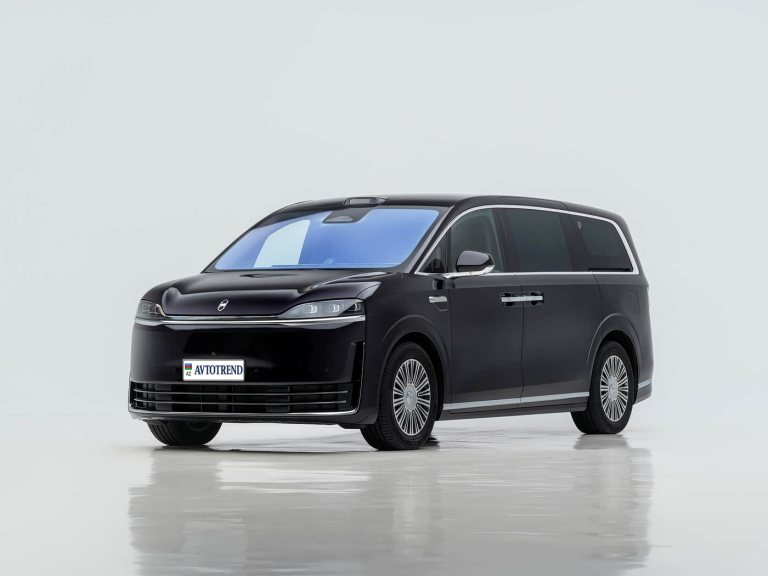 Luxeed V9